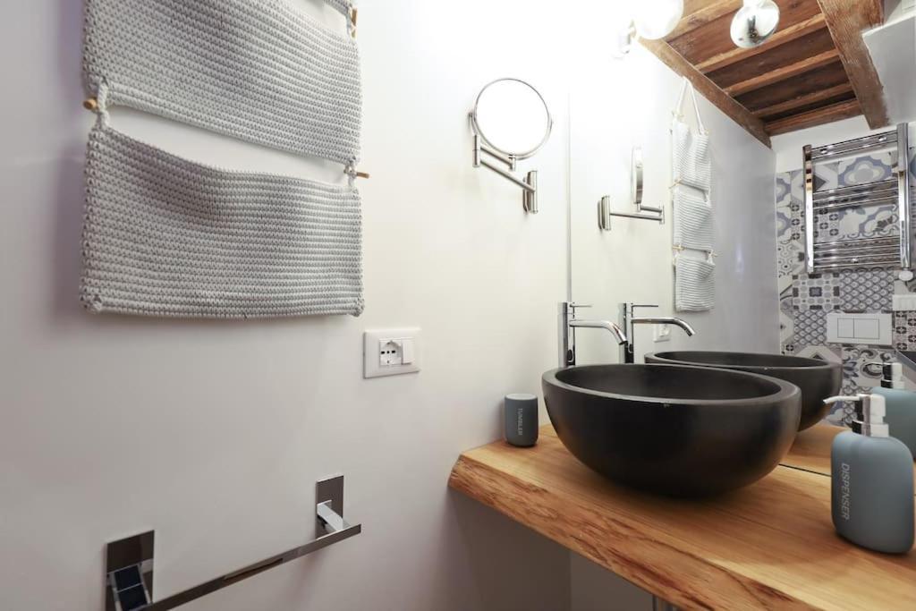 Cozy Loft Navigli, Close To Duomo And Bocconi - Italy Flat Vacation Mediolan Zewnętrze zdjęcie