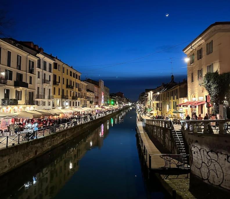 Cozy Loft Navigli, Close To Duomo And Bocconi - Italy Flat Vacation Mediolan Zewnętrze zdjęcie