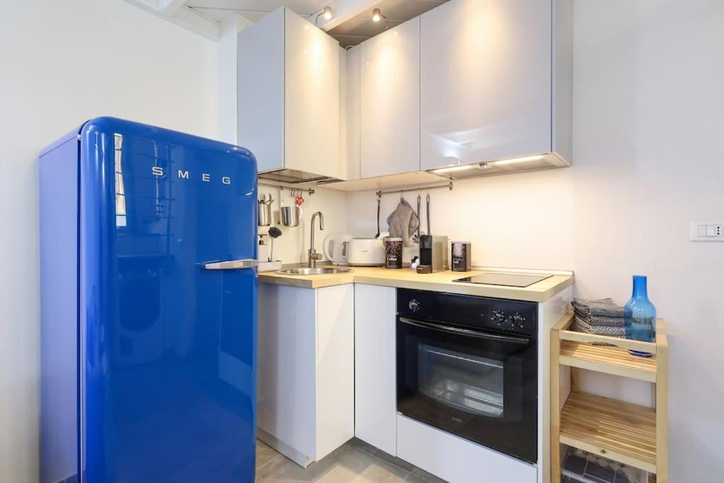 Cozy Loft Navigli, Close To Duomo And Bocconi - Italy Flat Vacation Mediolan Zewnętrze zdjęcie