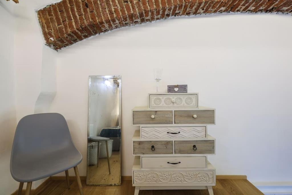 Cozy Loft Navigli, Close To Duomo And Bocconi - Italy Flat Vacation Mediolan Zewnętrze zdjęcie