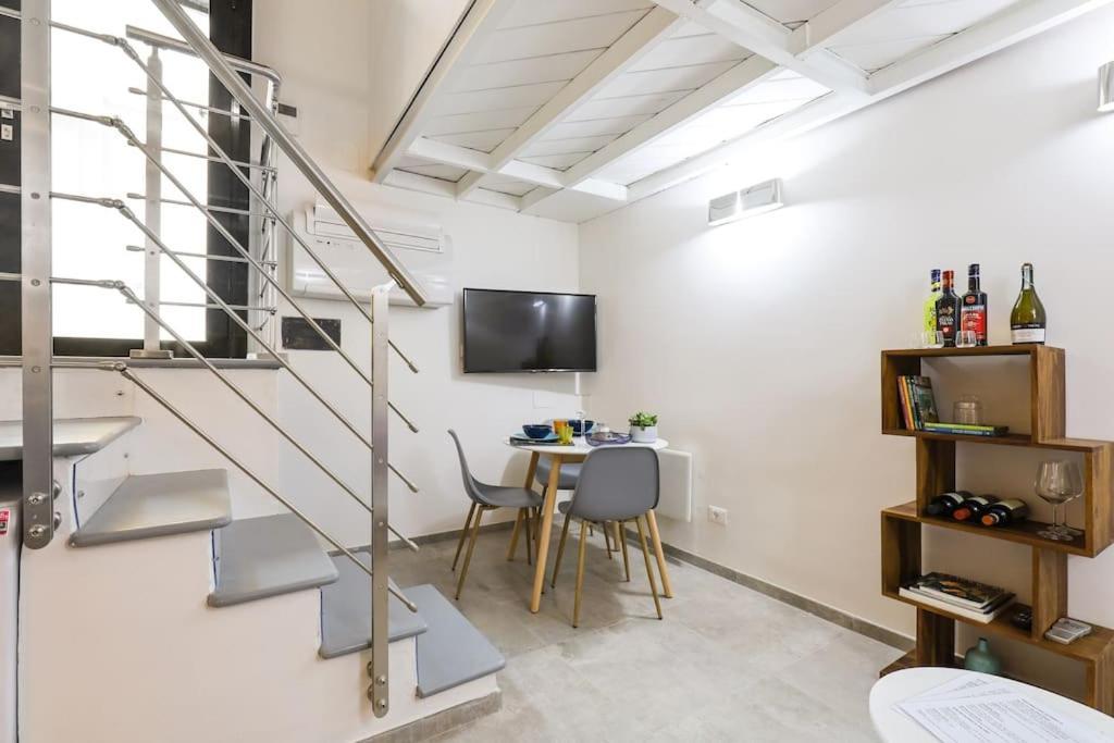 Cozy Loft Navigli, Close To Duomo And Bocconi - Italy Flat Vacation Mediolan Zewnętrze zdjęcie